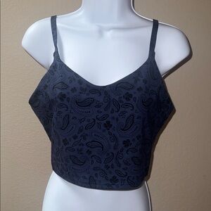 Athleta Blue and Black Paisley Print Crop V-Neck Shelf Bra Top Women’s Size M